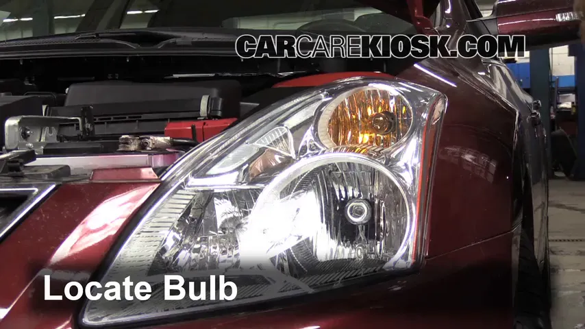 2011 Nissan Altima SR 3.5L V6 Sedan Lights Headlight (replace bulb)